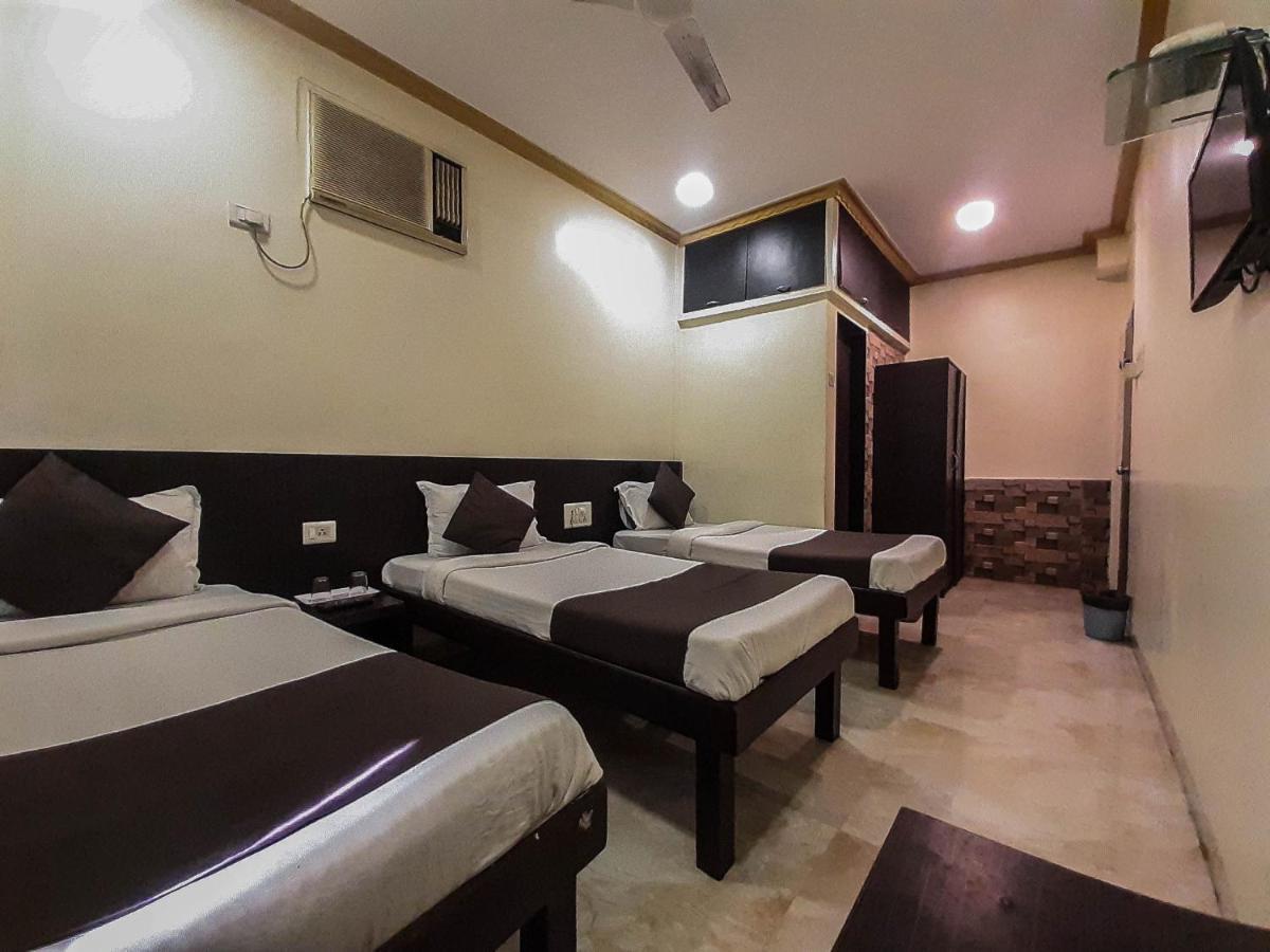 Hotel National Bombay Extérieur photo